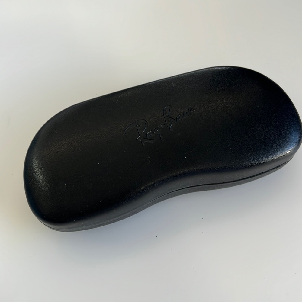 Ray Ban Hard Clamshell Glasses Case
